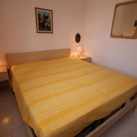 Appartement Ginestra 11/b *